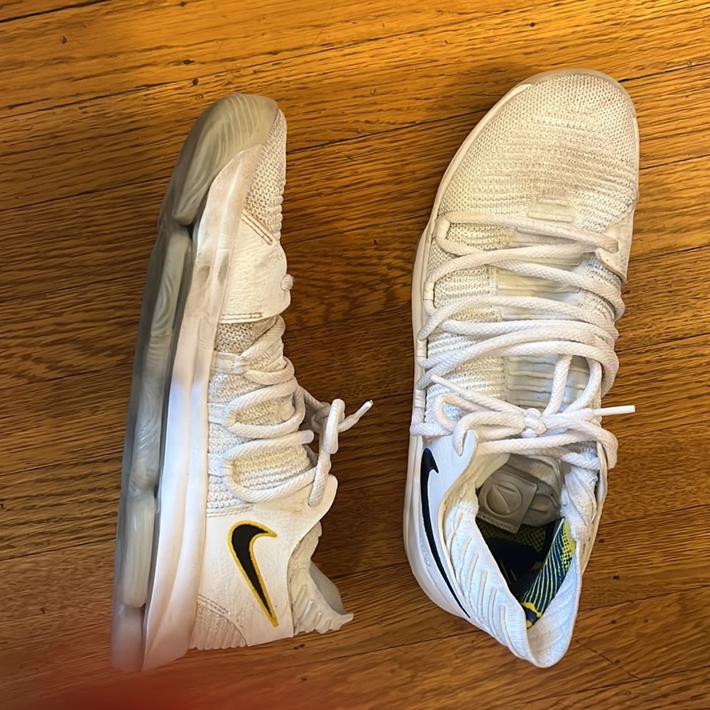 Nike KD 10 “Golden State Warriors” Sneakers Size 11